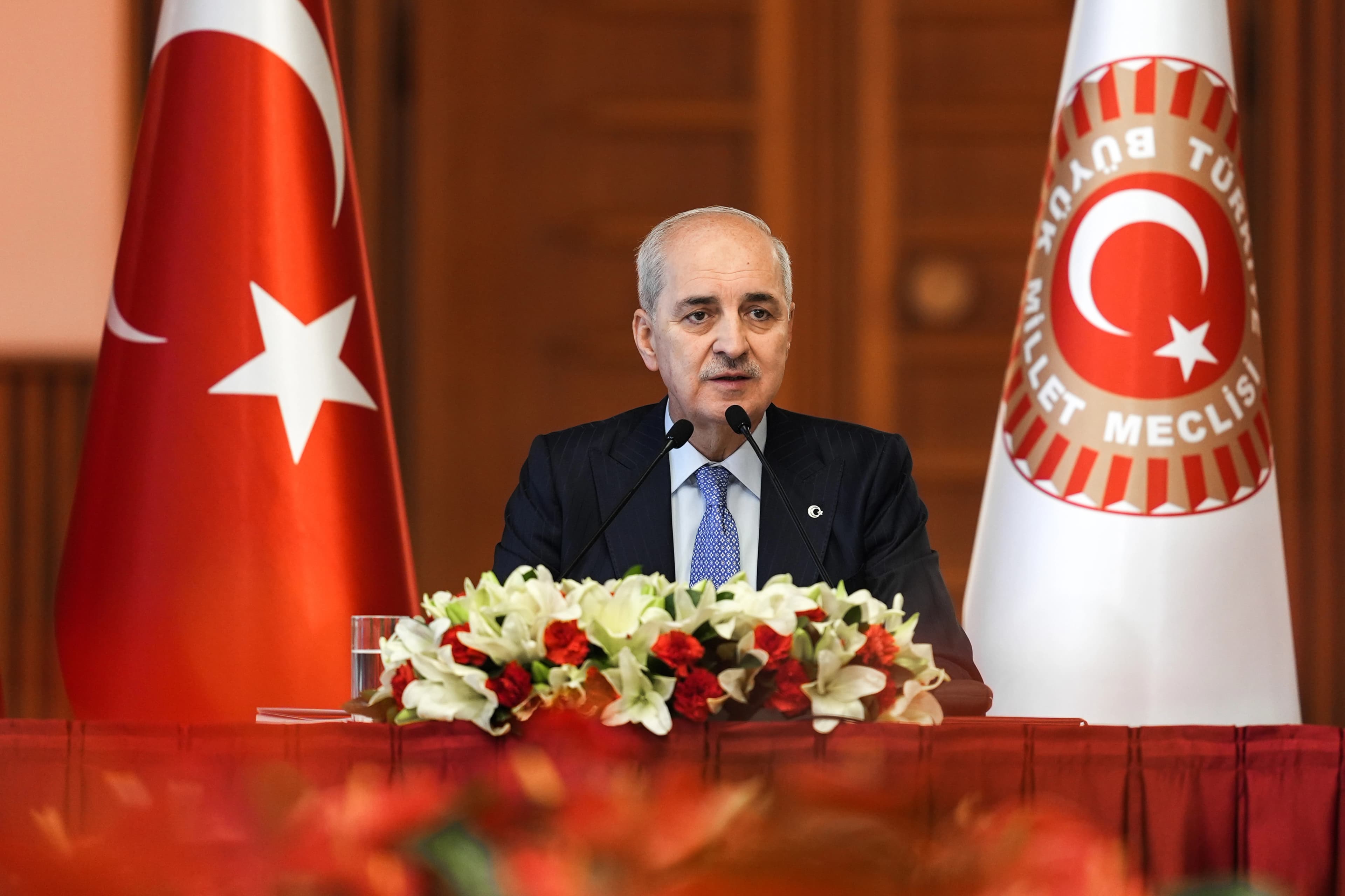 Numan Kurtulmuş: Tam dema destûra nû ye