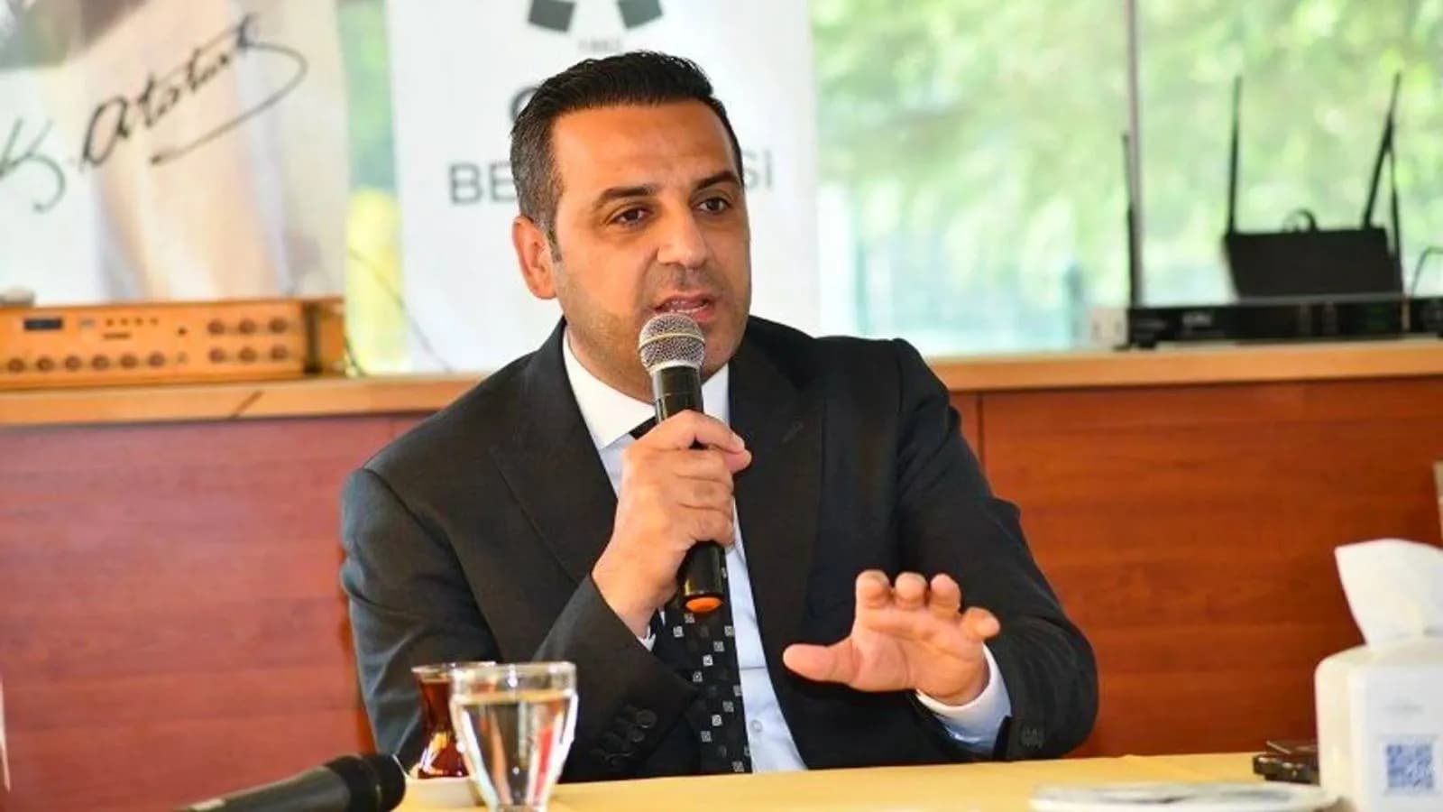 Çiğli Belediye Başkanı Onur Emrah Yıldız AK Parti'ye geçiyor
