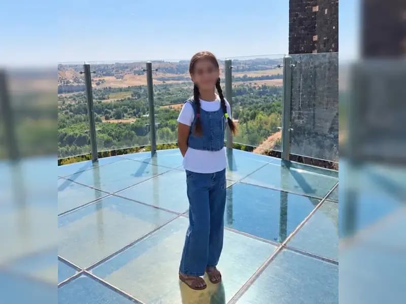 Diyarbakır'da iki kız kardeşe yıldırım çarptı, kardeşlerden biri öldü
