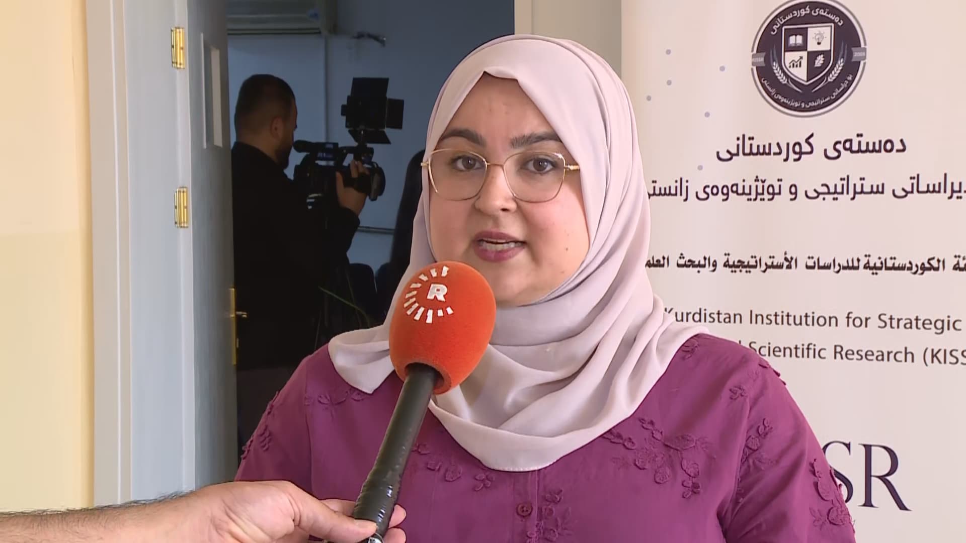 پزیشکێکی ڤێتێرنەری: بۆ ئەوەی پارێزراو بیت لە گەستن، سەیری چاوی سەگ مەکە
