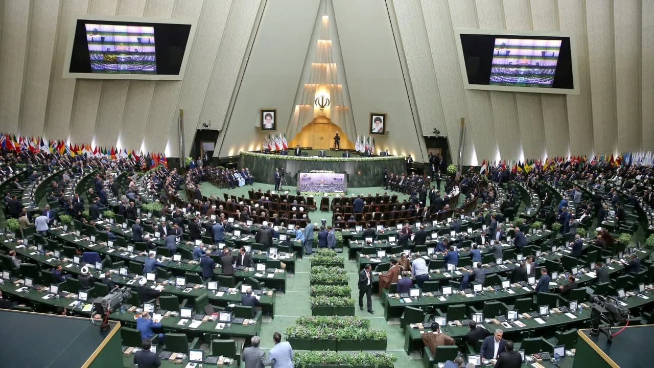 لیژنەی پلاندانانی پەرلەمانی ئێران: تەنیا هۆکاری کێشە ئابوورییەکان جەنگ نییە