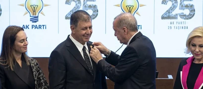 AK Parti’ye geçen İzmir Belediye Başkanı Tugay: Ateşten gömlek giydim ama doğru yaptığıma inanıyorum