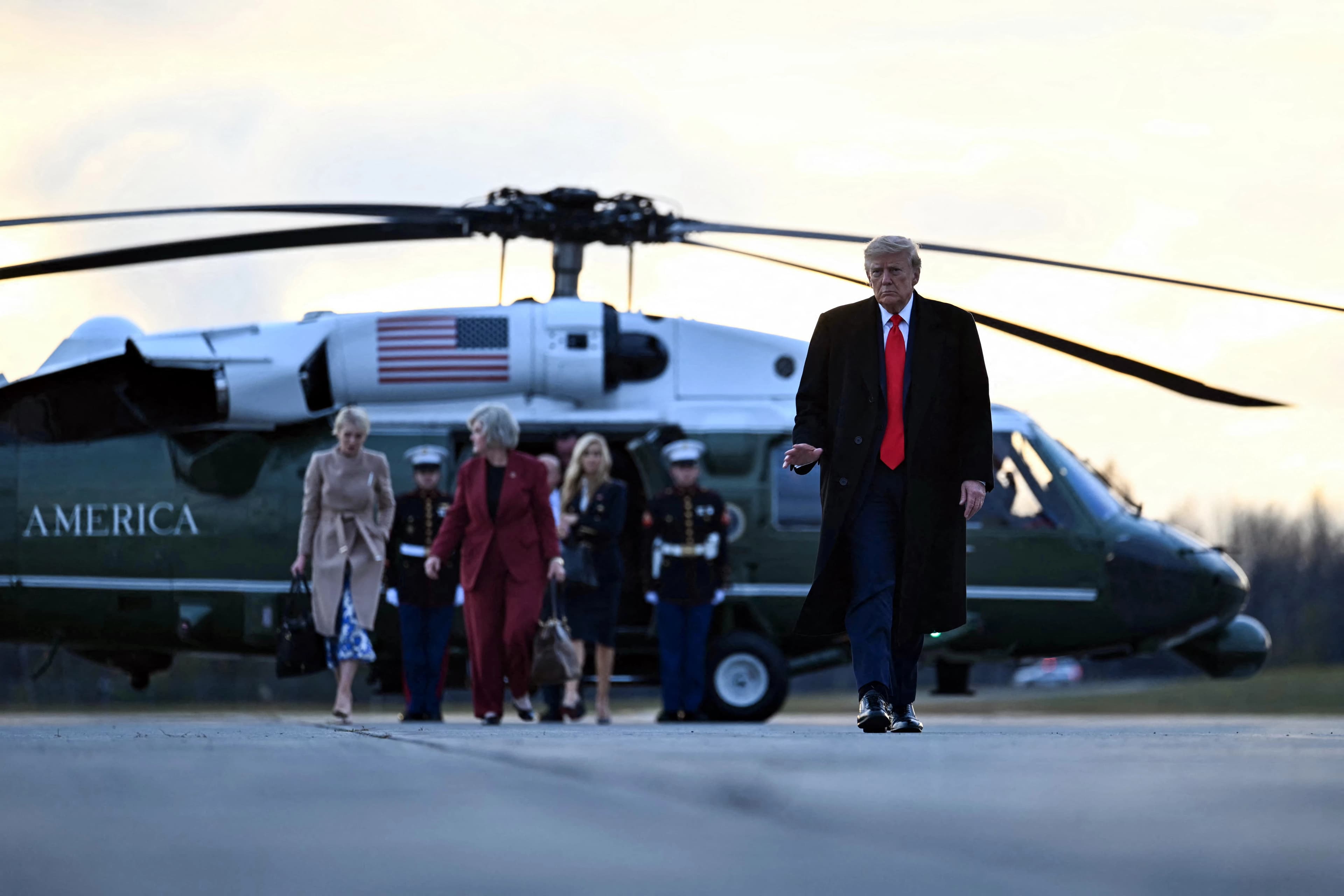 Trump: Li bendê bin bê ma em dê çi bînin serê Îranê