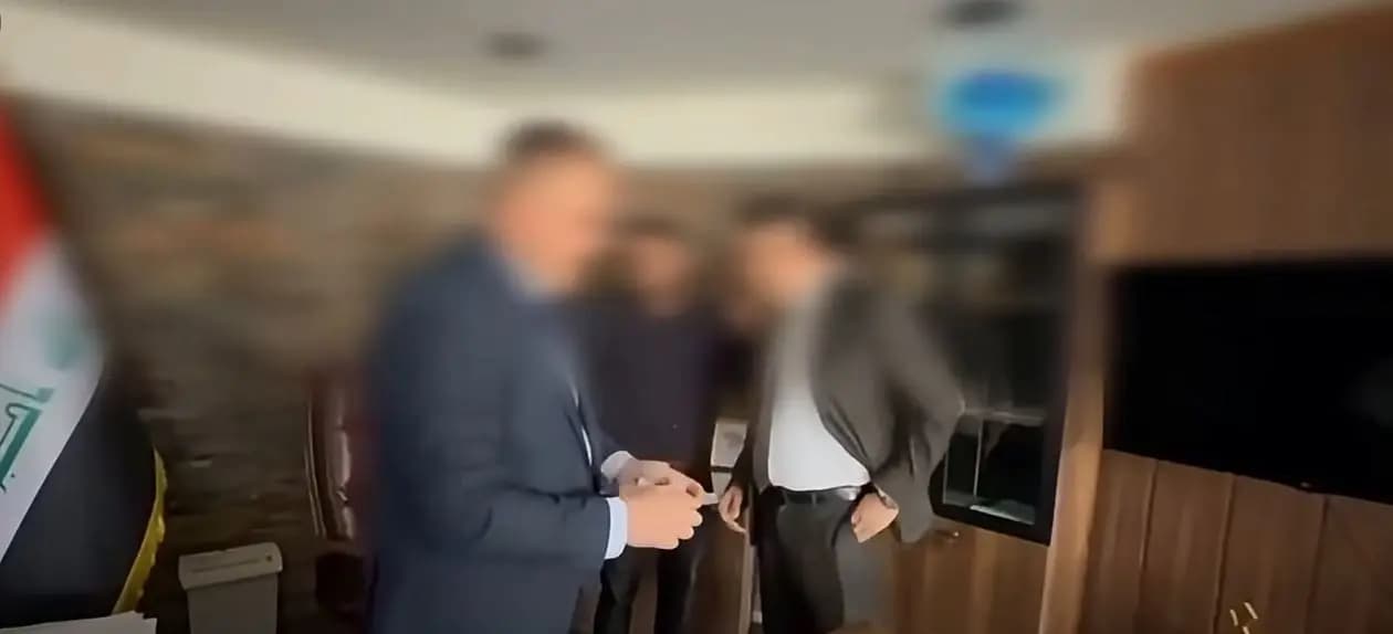 Kerkük’te 6 bin dolar ve iPhone isteyen belediye yetkilisi suçüstü yakalandı