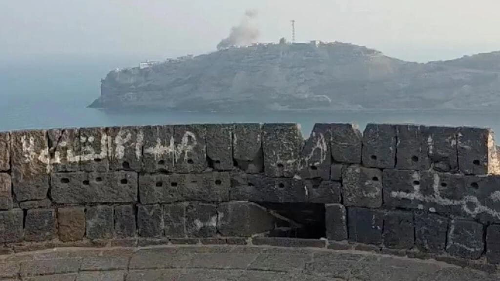 ساتی هێرشی حووسییەکان بۆ سەر کۆشکی سەرۆکایەتیی لە عەدەن