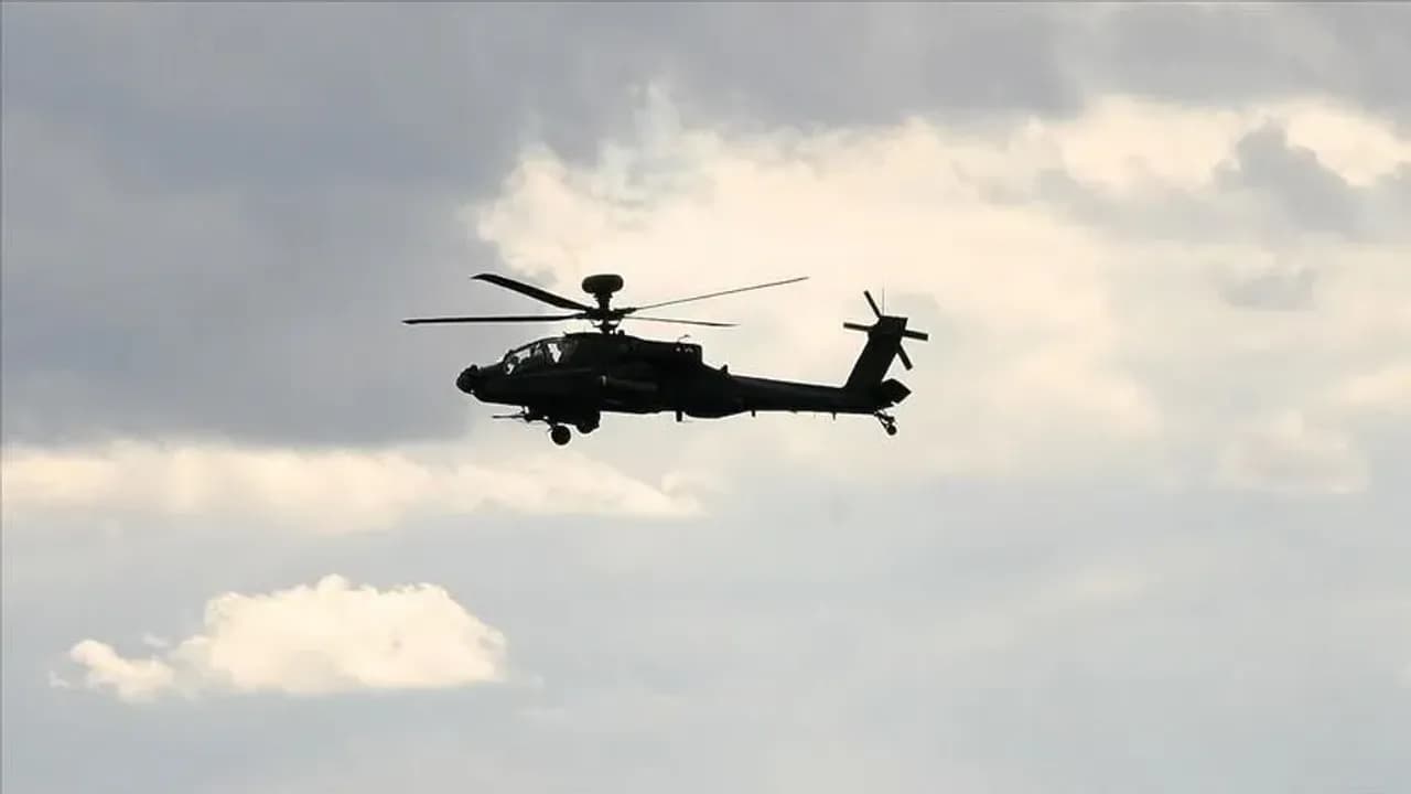 Husiler, Suudi Arabistan'a ait Apache tipi helikopteri düşürdü