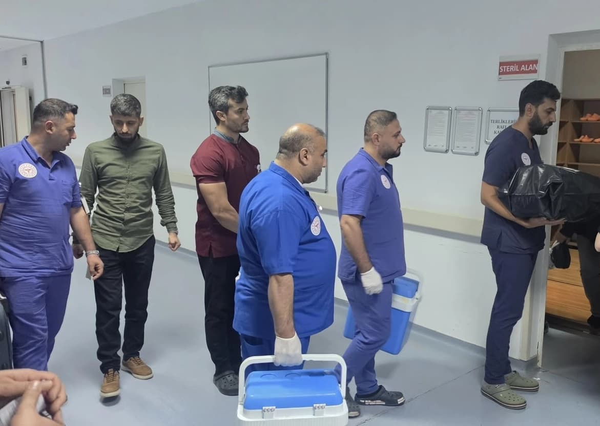 Beyin ölümü gerçekleşen çocuğun organları 3 kişiye umut oldu
