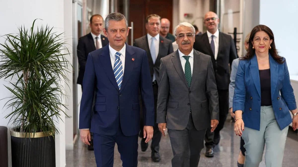 İmralı heyeti yarın Özgür Özel ile görüşecek