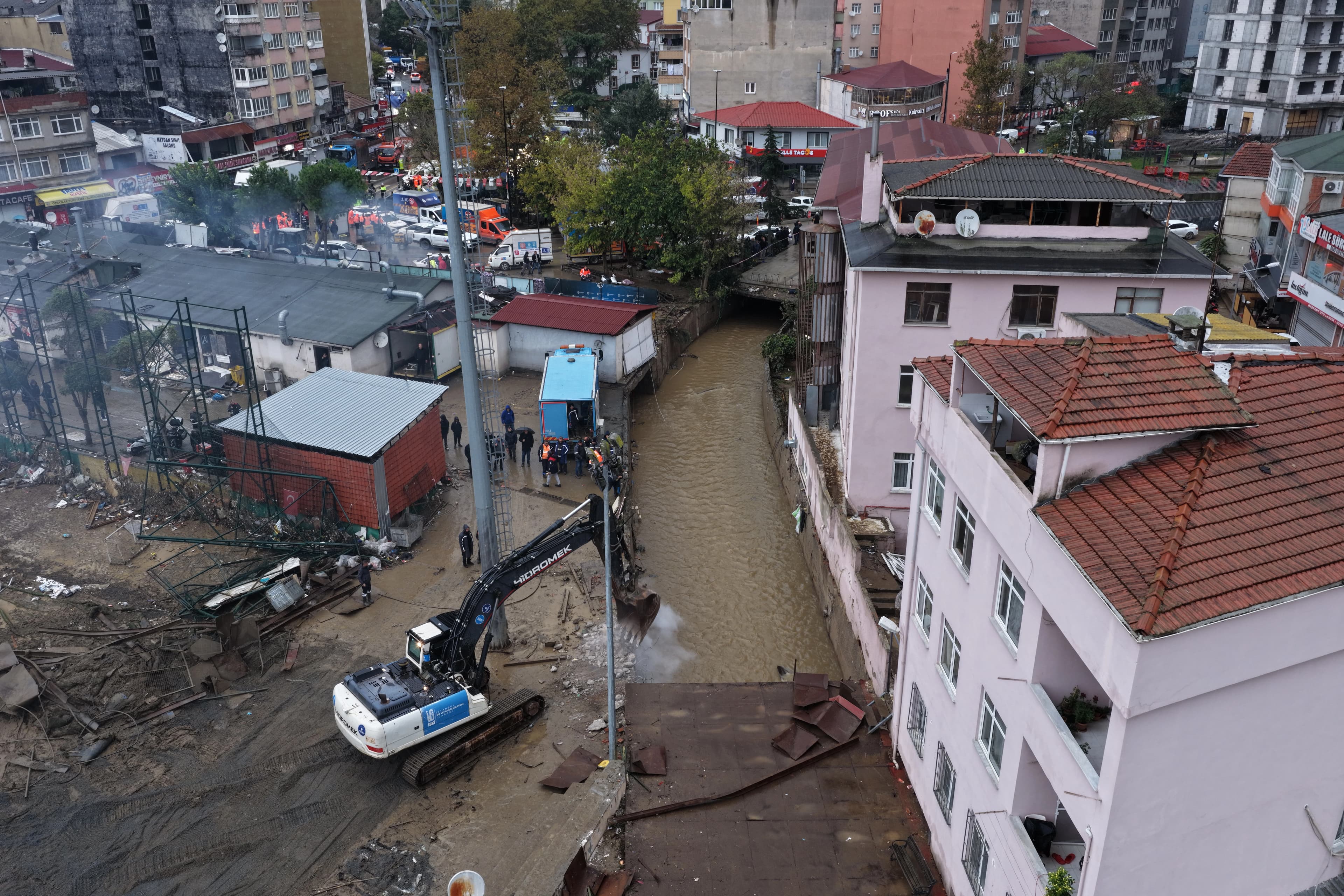 İstanbul ve Kocaeli'de selde can kaybı 8'e yükseldi: 1 kişi aranıyor
