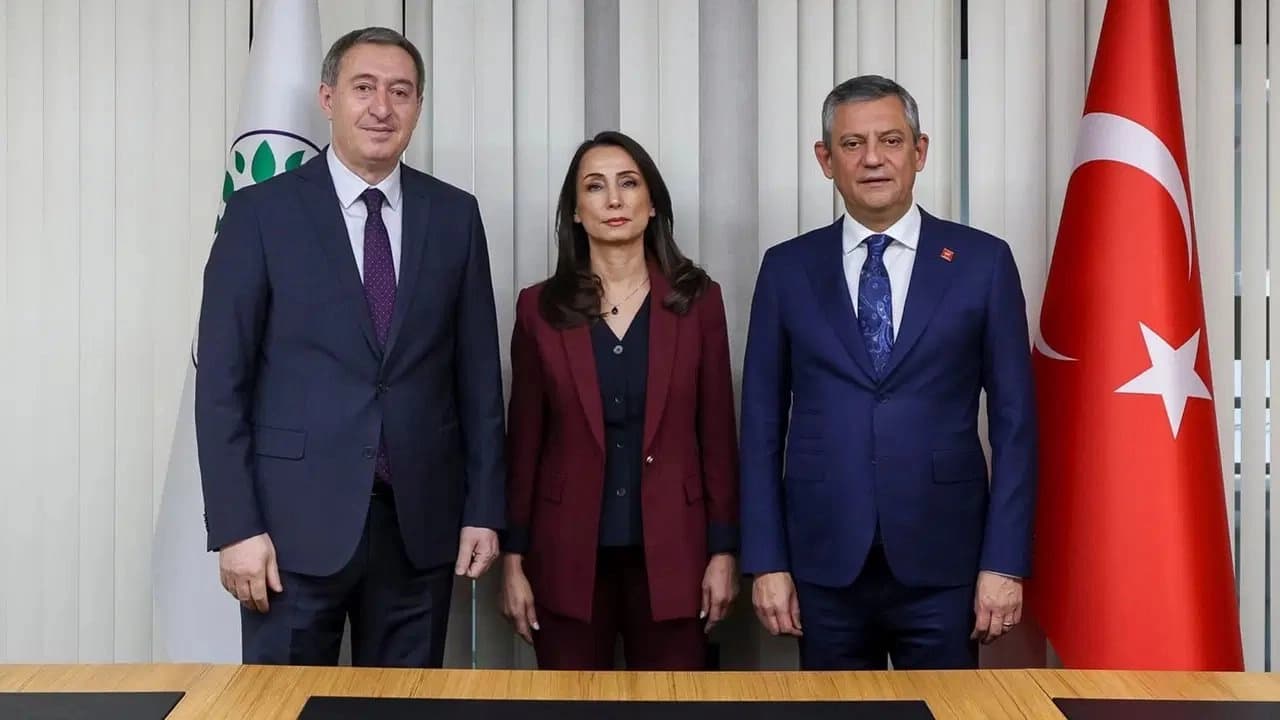 لە کۆبوونەوەی نێوان دەم پارتی و پارتی نوێ پرۆسەی چارەسەری تاوتوێ کرا