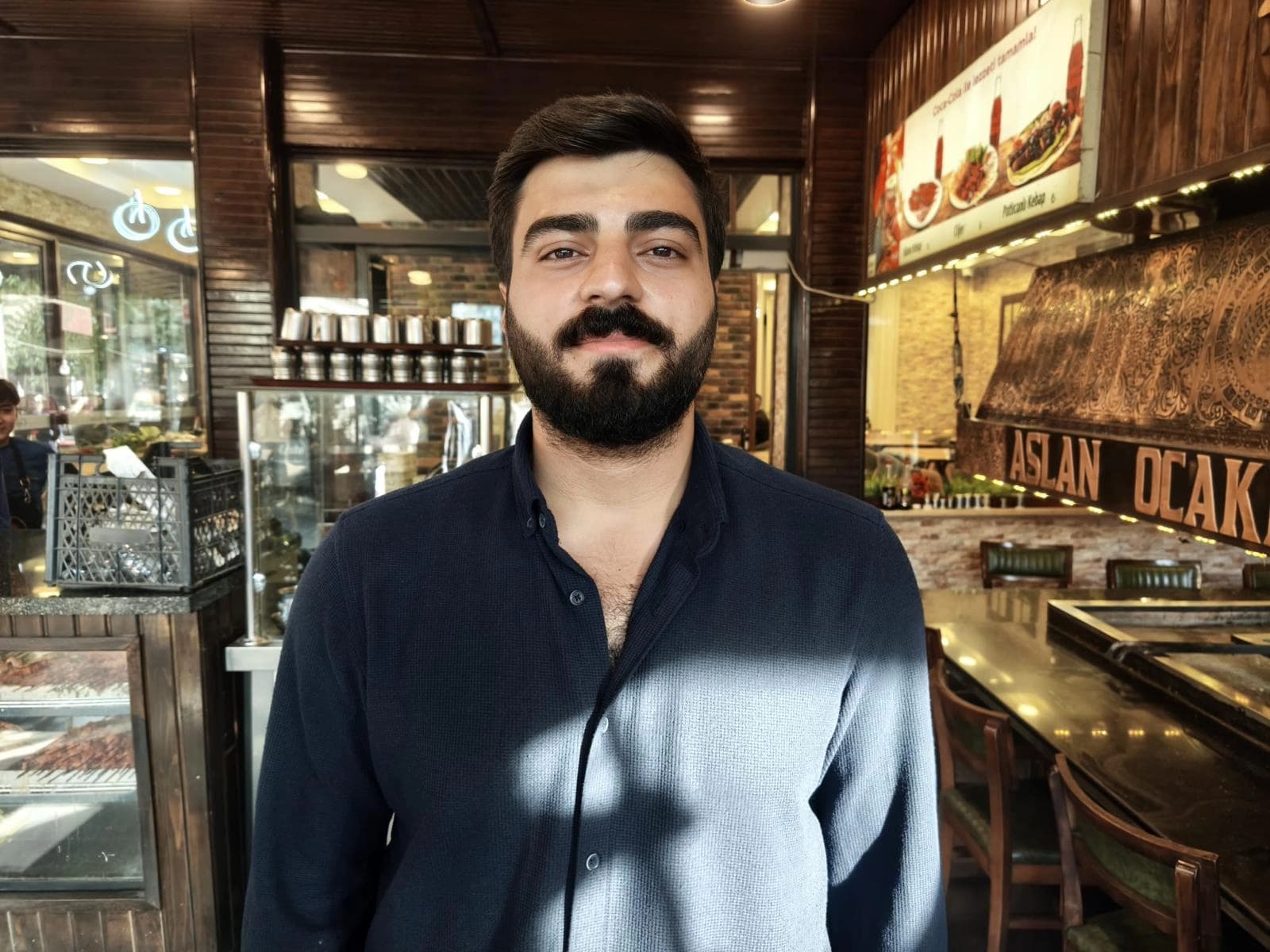 AMED - Krmendekî bi manewraya Heimlichê jiyana mişteriyekî rizgar kir