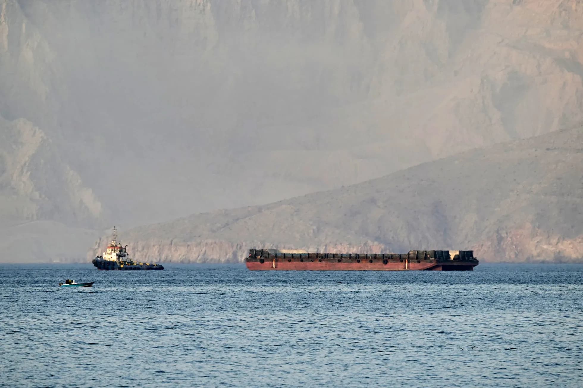 IRGC issues ‘serious warning’ to the US over Strait of Hormuz crossings
