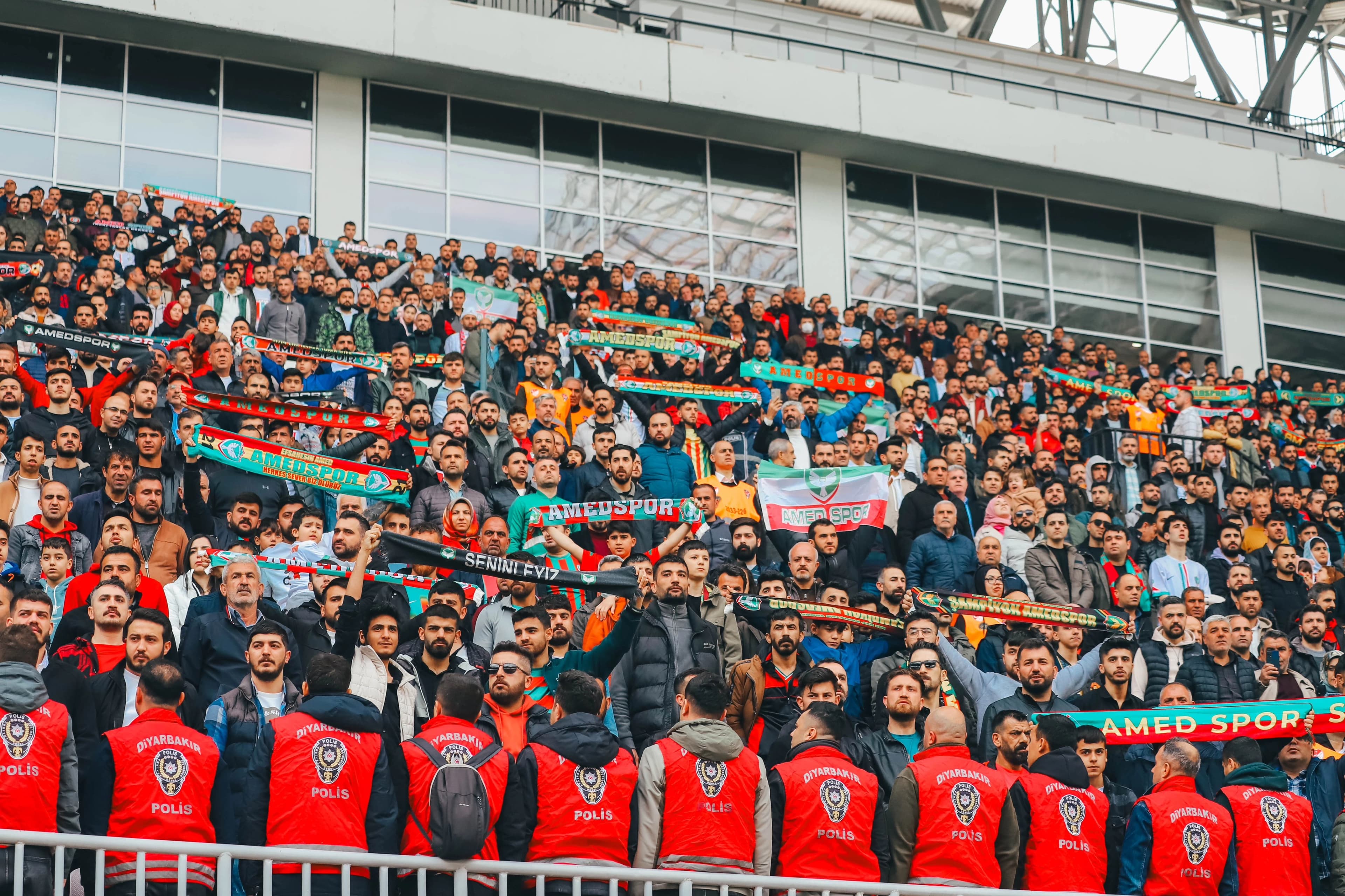 Samsunspor maçı öncesi Amedspor taraftar gruplarından açıklama