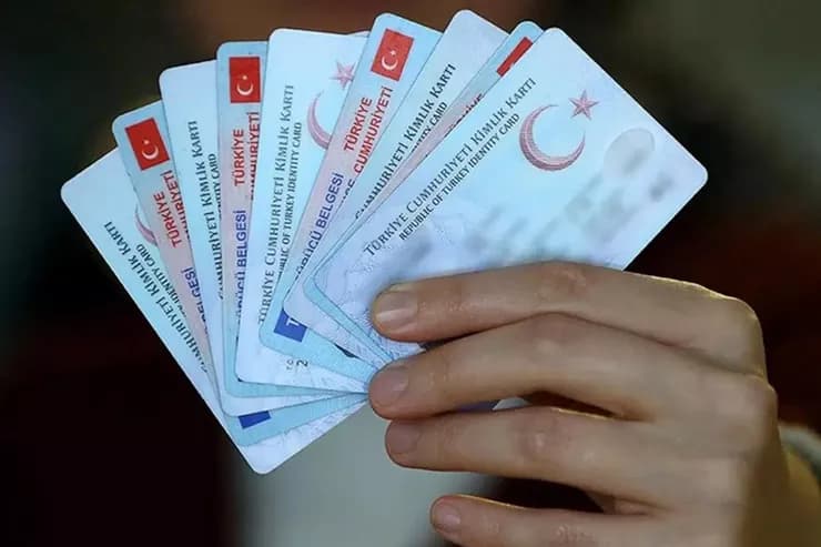TÜRKİYE – Kimlik kartlarında büyük değişim: Pilot yerlerde test edilecek