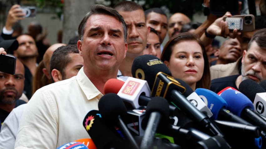 ABD'ye kaçan Bolsonaro: 'Ben kaçmadım, Brezilya için dışarı çıktım'