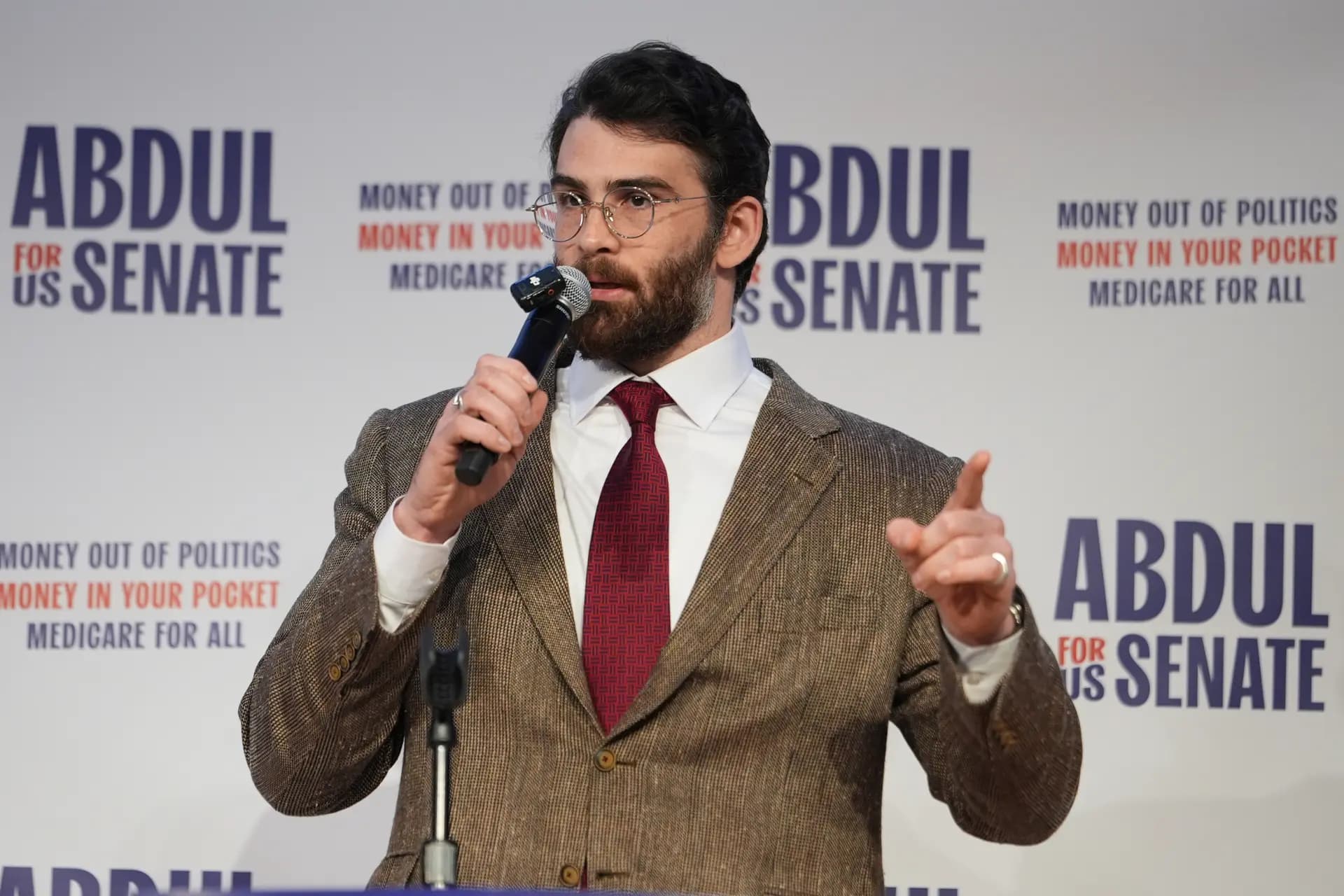 Hasan Piker kimdir ve ABD seçimlerini nasıl etkiledi?