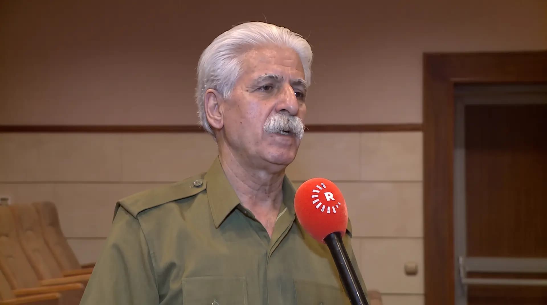 Nasır Rezazi: 56 şarkım hazır, sponsor olmadığı için yayınlanamıyor