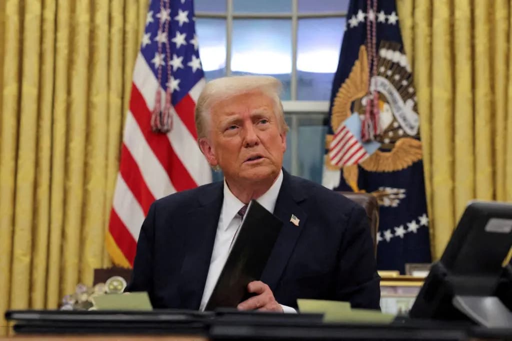 Trump: Îran nikare meaşê leşker û polîsên xwe bide