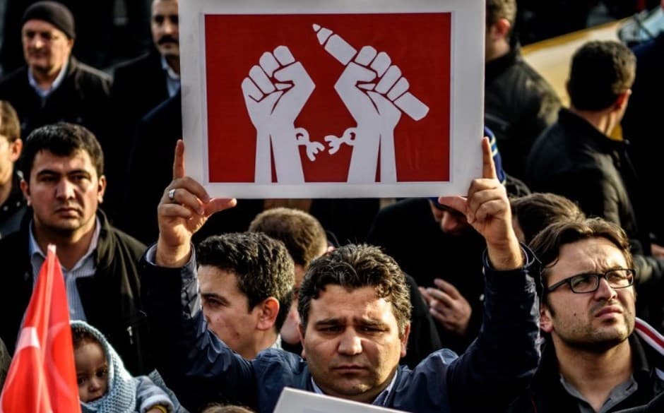 A protest in support of freedom of the press in Turkey. File photo: Ozan Kose / AFP