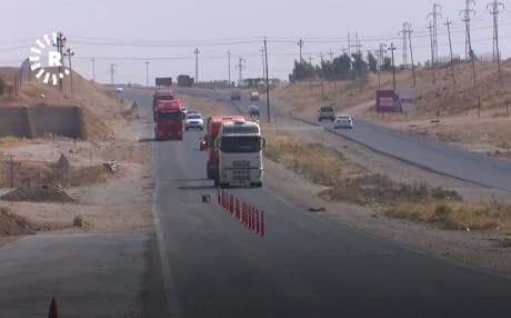 Trucks transport goods on the Erbil-Kirkuk road where the KRG and Baghdad have agreed to end double-tariffs. File photo: Rudaw