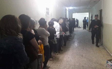 Police and Zerevani units raid a suspected illegal massage parlor in Erbil, Kurdistan Region, on April 17, 2017. File Photo: Erbil Police Directorate
