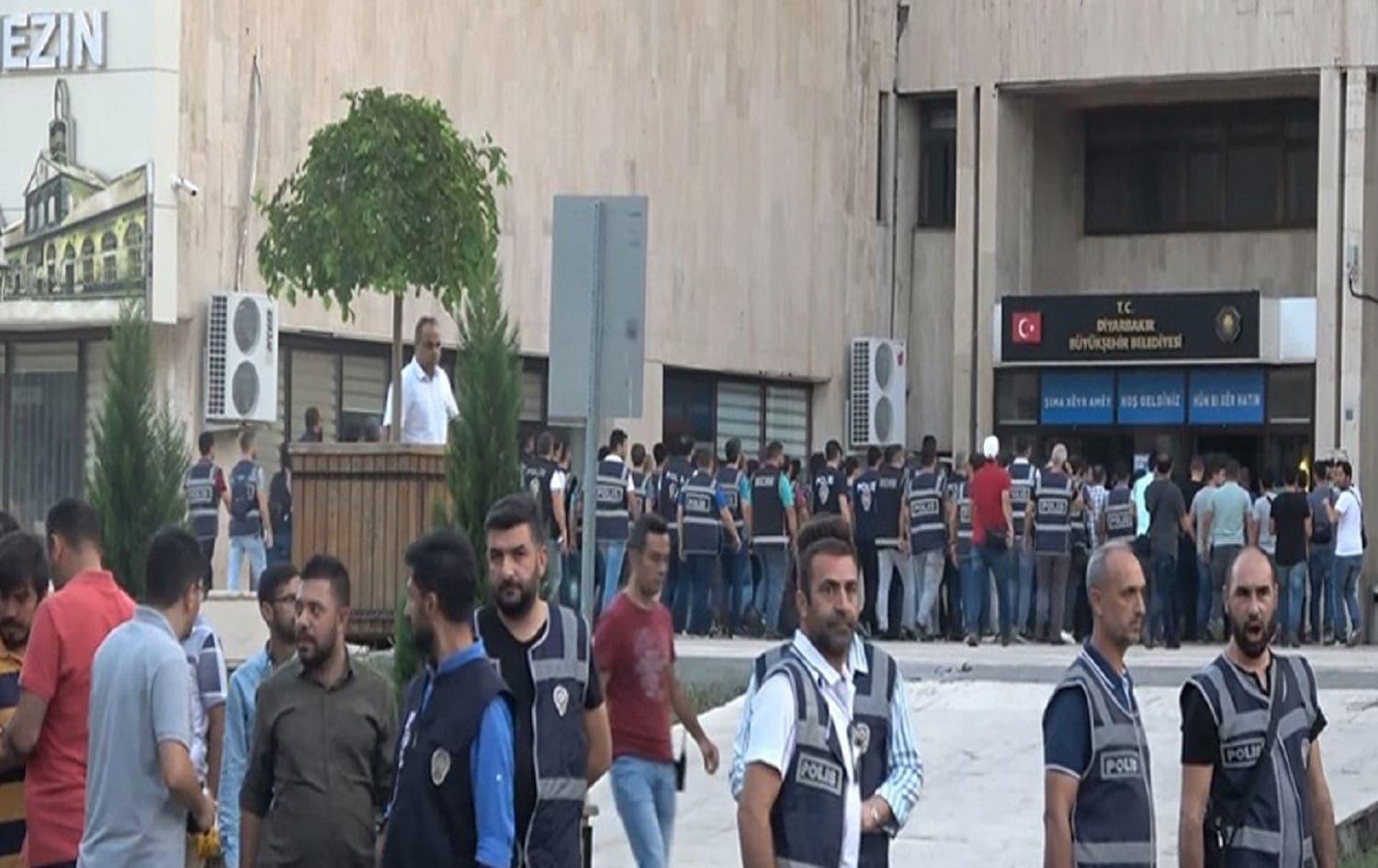 Diyarbakır büyükşehit belediyesine kayyum atandı