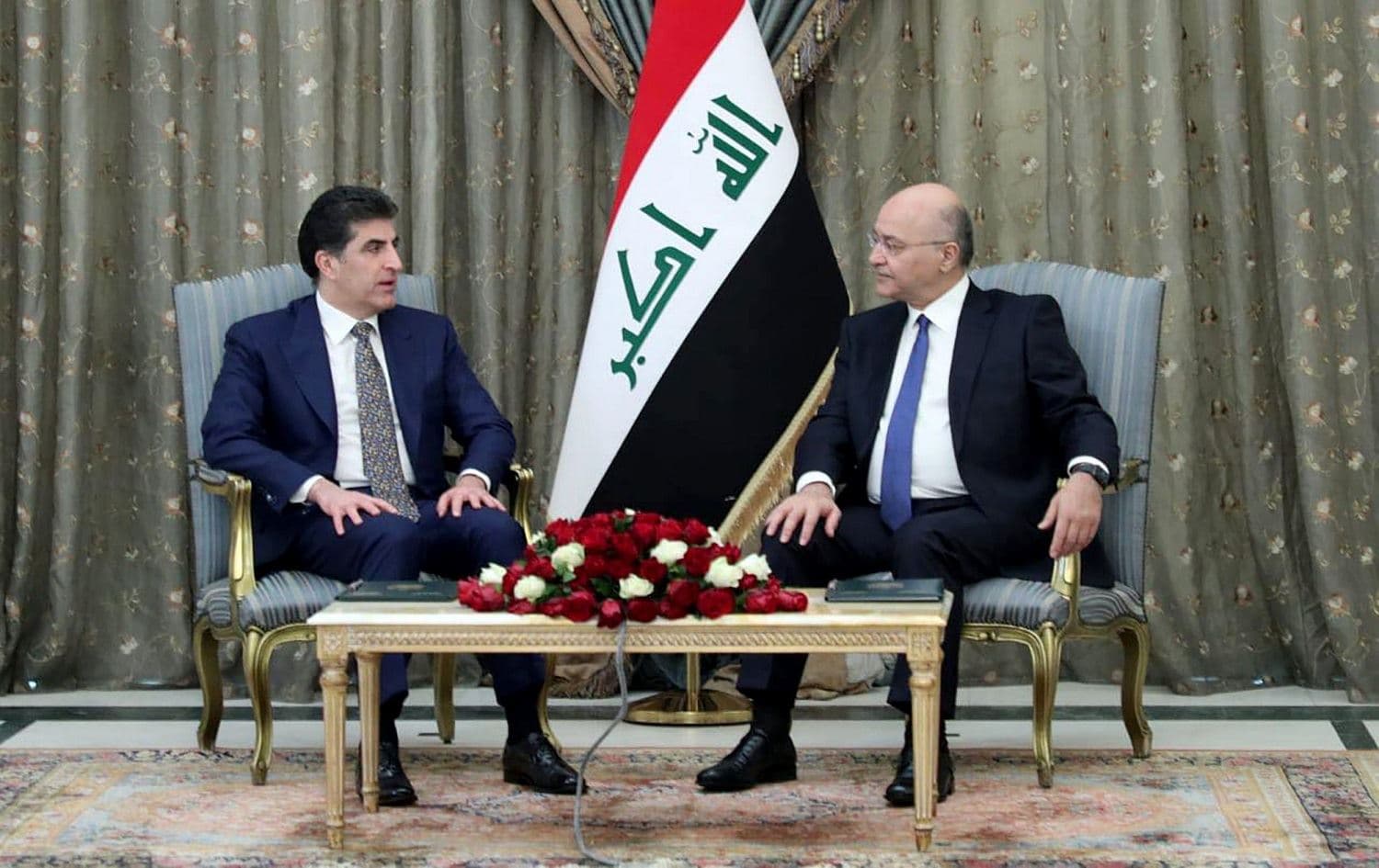Iraqi President Barham Salih (right) meets with Nechirvan Barzani, President of the Kurdistan Region in Baghdad on November 13, 2019. Photo: AFP / Iraqi Presidency Media Office