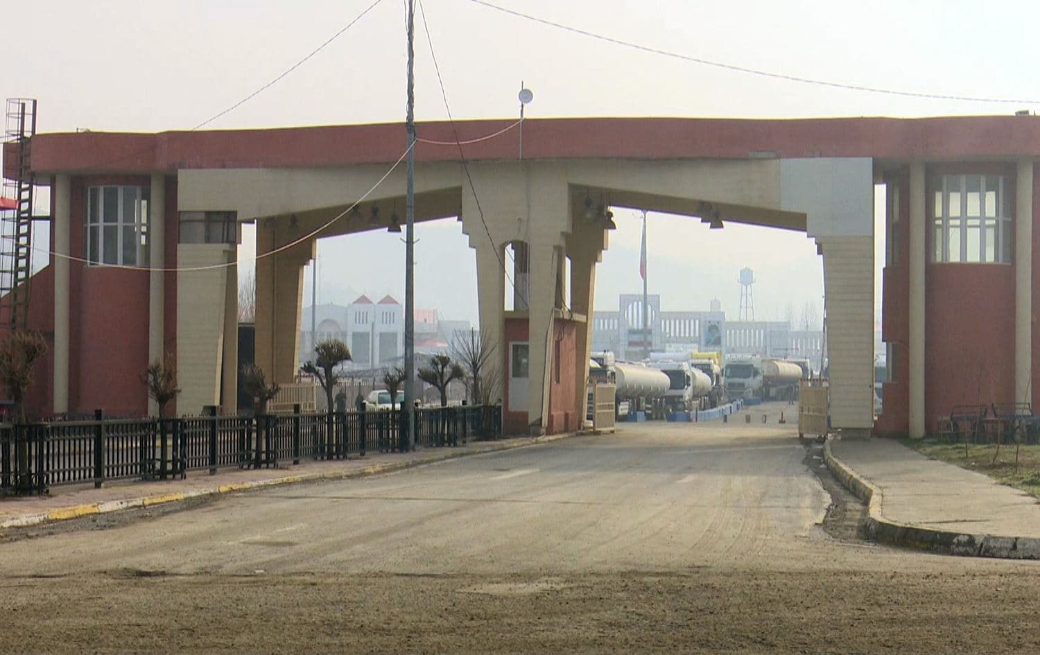 دەروازەی نێودەوڵەتیی باشماخ