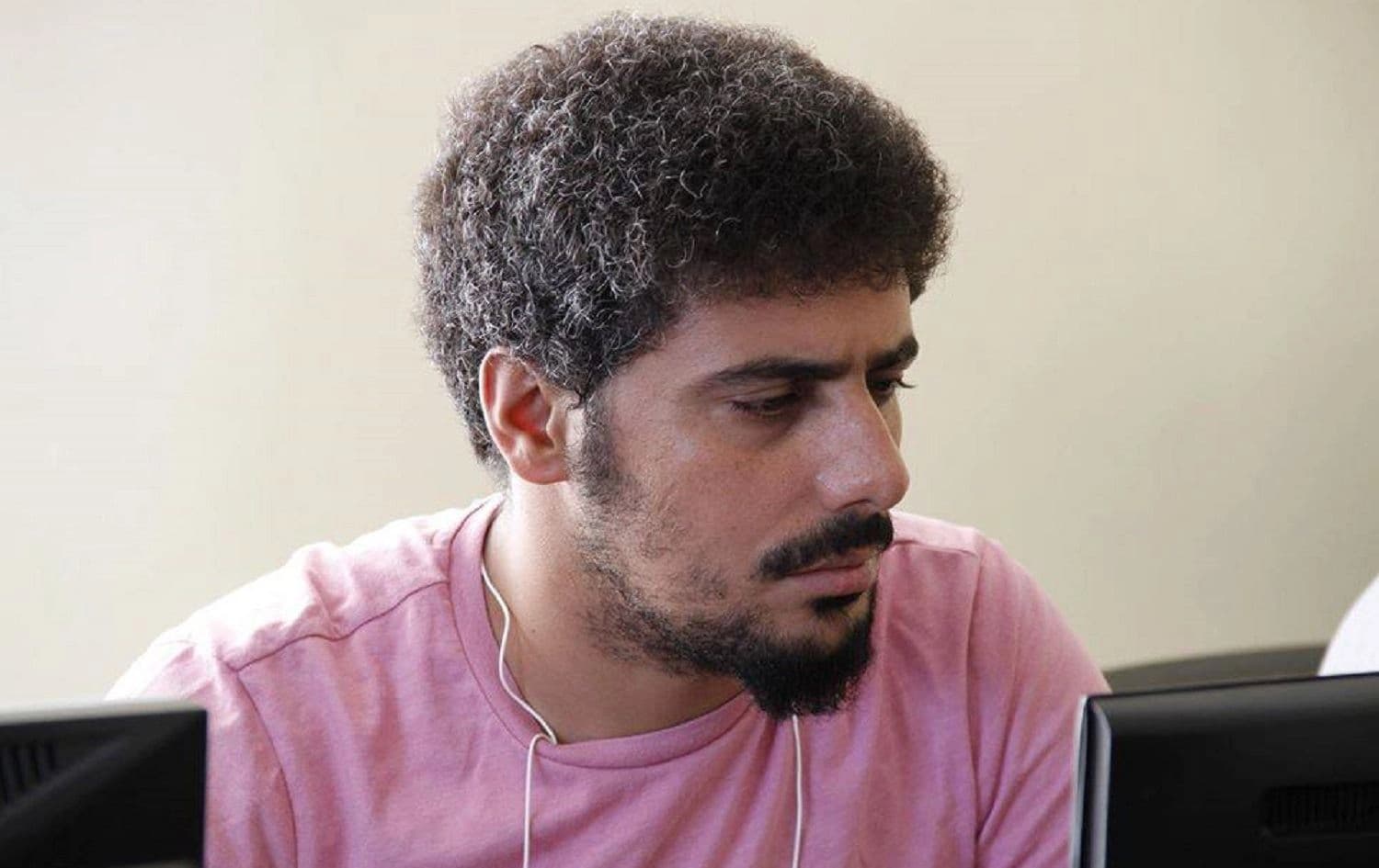 Kurdish journalist Aziz Oruc was handed a 25-month jail sentence by a Diyarbakir court for "propagandizing for a terrorist organization." Photo via Oruc's Facebook page