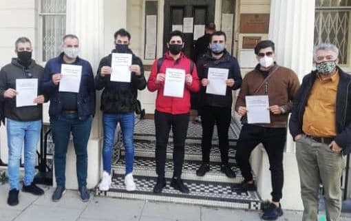 The International Federation of Iraqi Refugees (IFIR) holds a protest in Mayfair, London, demanding the fair treatment of the migrants and halting the repatriation of Iranian Kurds on November 12, 2020. Photo submitted to Rudaw English by IFIR.