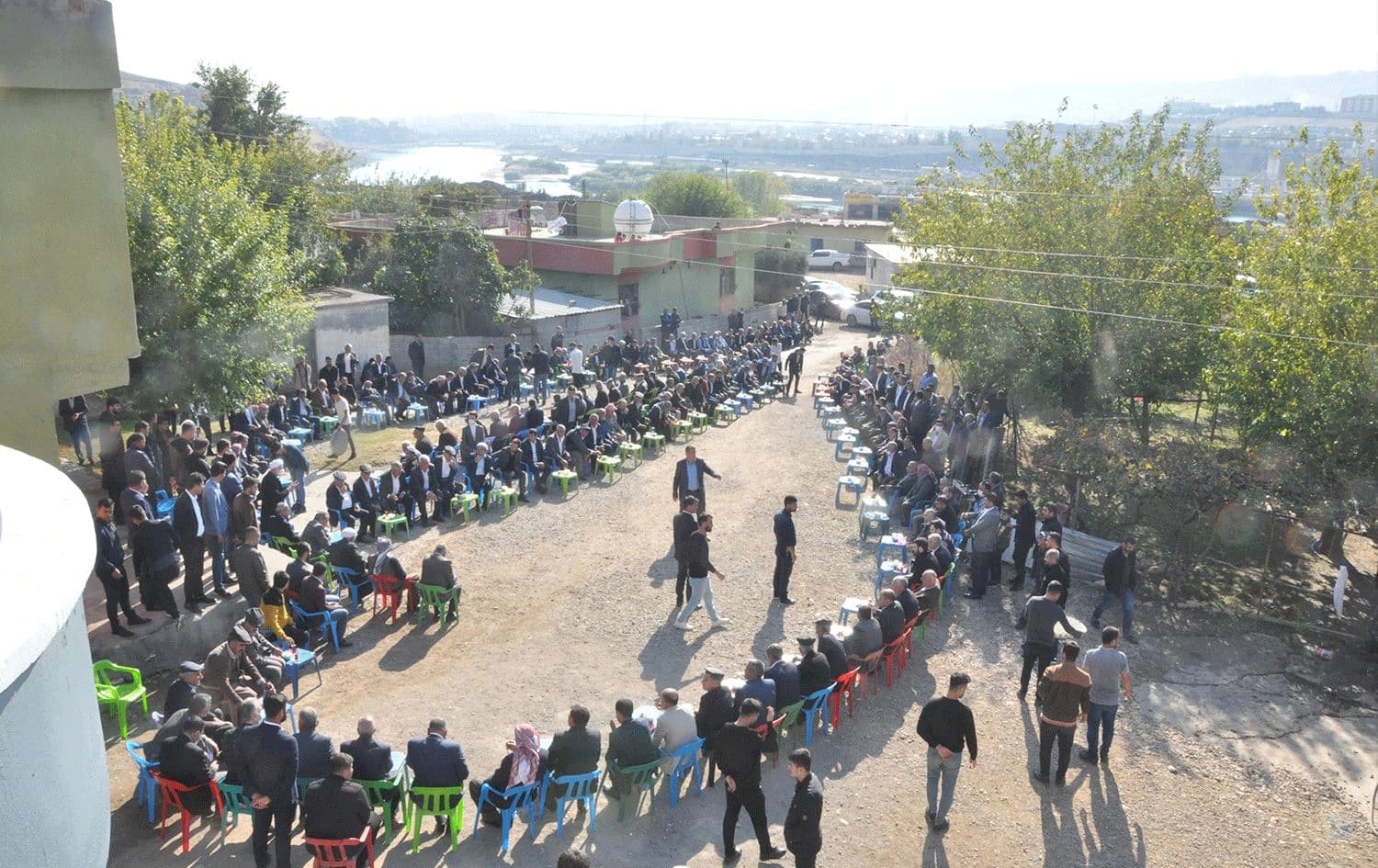 Foto: İHA - Şırnak'ın Dêrgul beldesinde husumetli aileler barıştırıldı