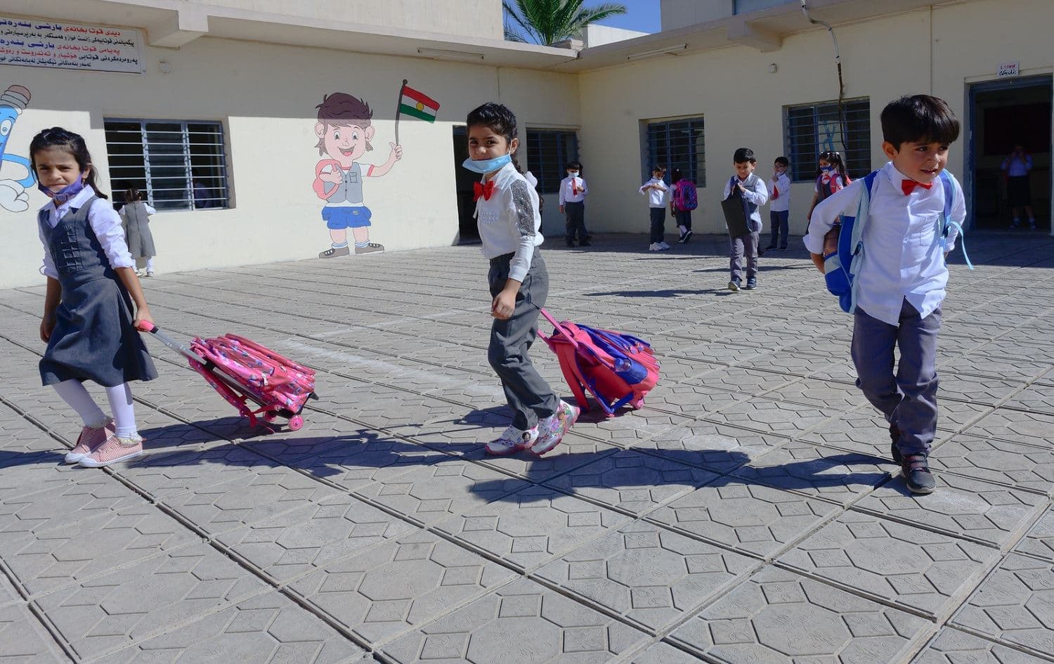 Grade 1 and 2 students in the Kurdistan Region started classes on October 10, 2020, with coronavirus precautions. In-person classes were subsequently cancelled. File photo: Bilind T. Abdullah/Rudaw