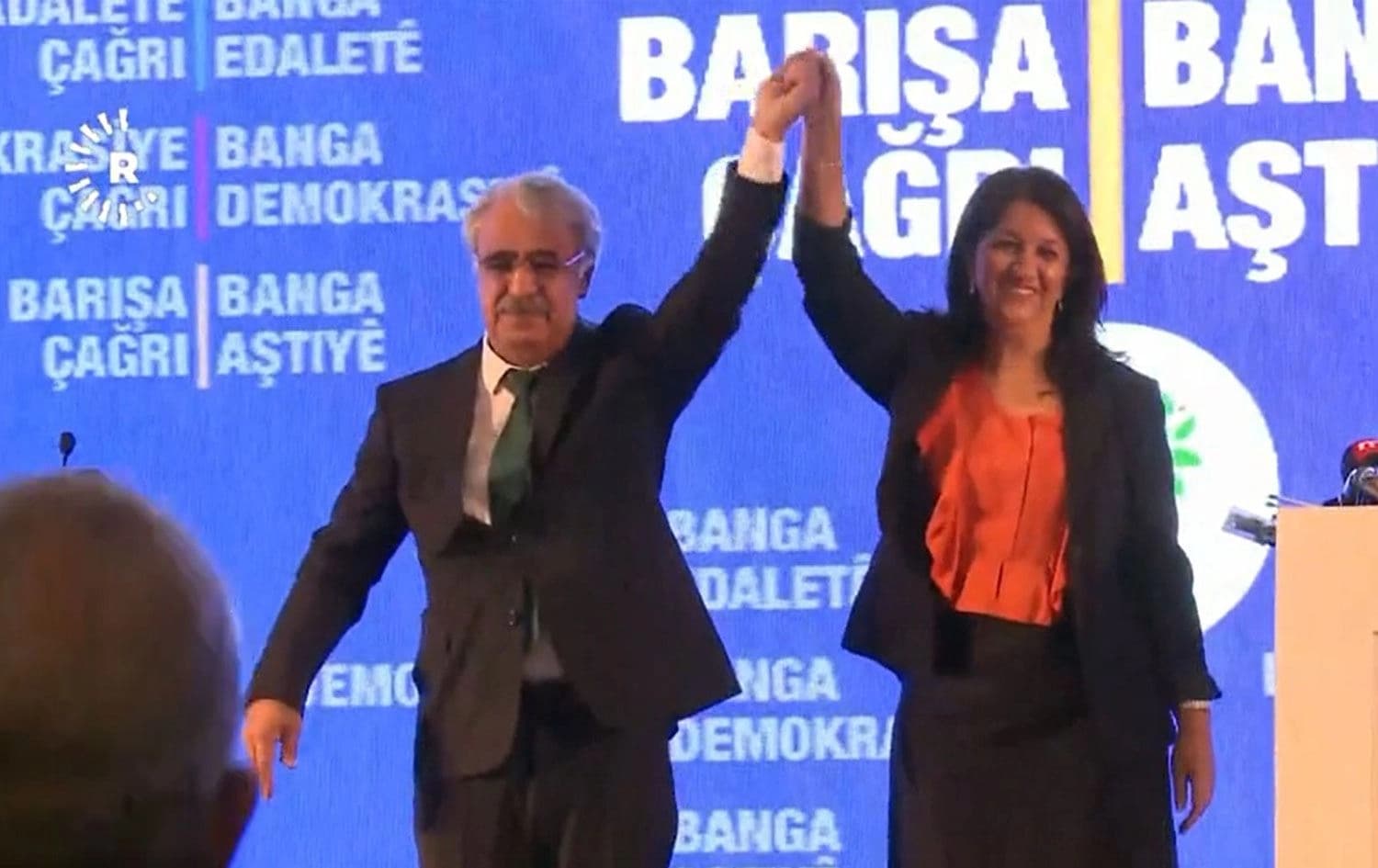 HDP eş genel başkanları Pervin Buldan ve Mithat Sancar, bundan sonraki yol haritasını içeren tutum belgesini açıkladı