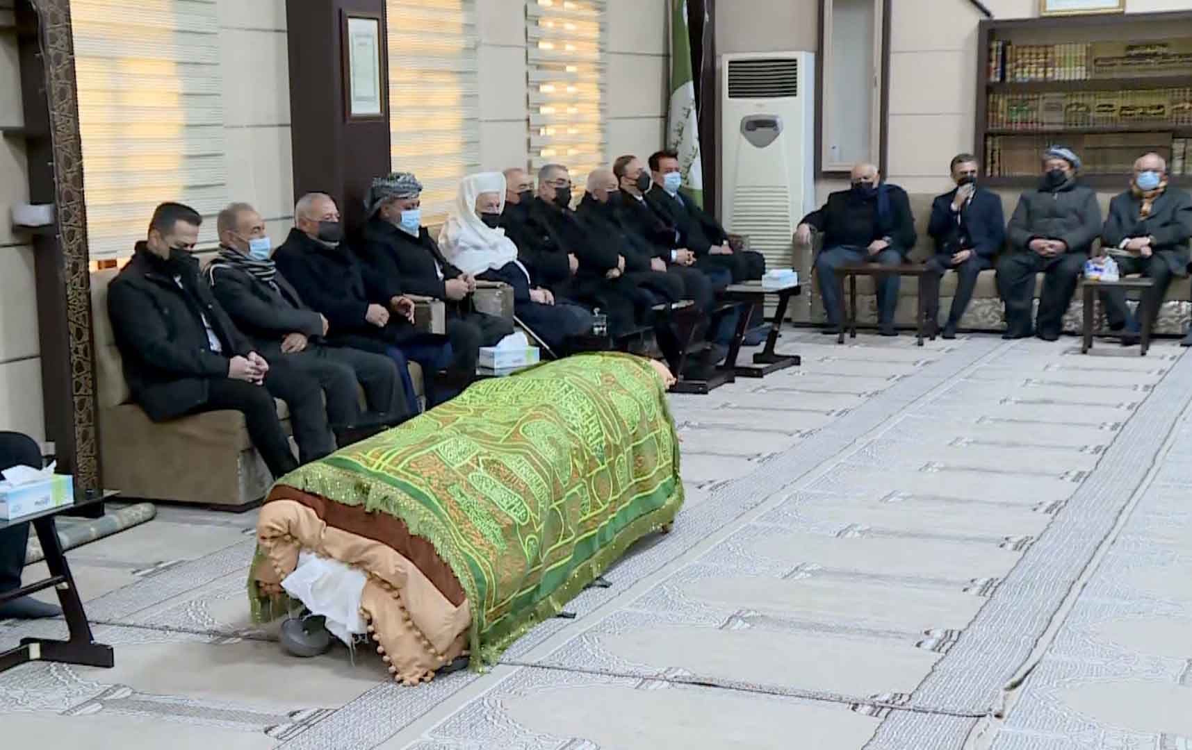 تەرمی شێخ خاڵس بەرزنجی لە تەکیەی بەرزنجە