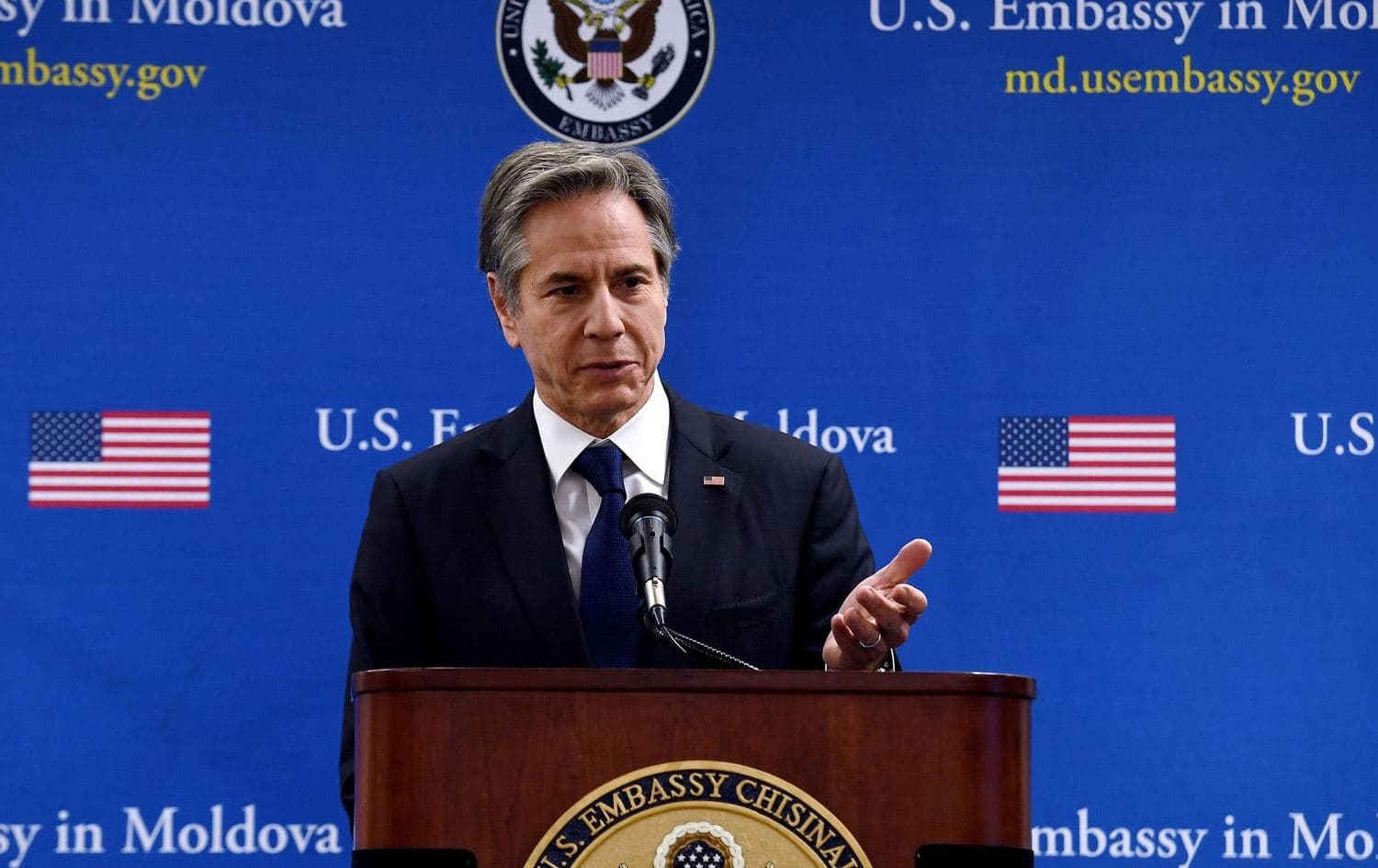US Secretary of State Antony Blinken delivers remarks to US Embassy staff at Novitas in Chisinau, Moldova, on March 6, 2022. Photo: AFP