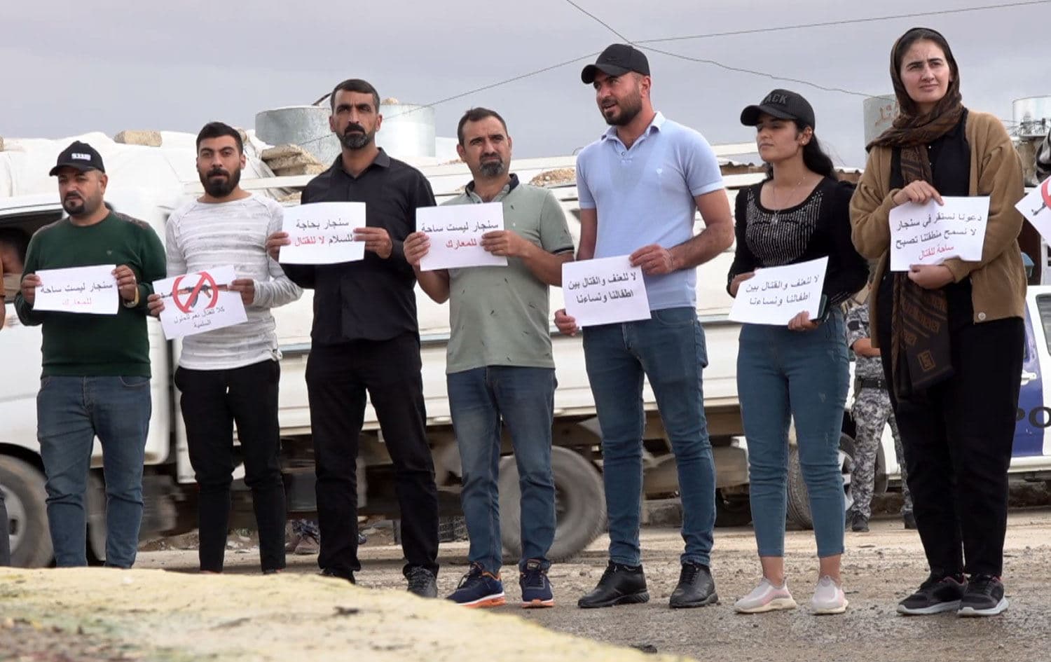 Residents of Shingal protest the presence of Iraqi Army and YBS militants on May 6, 2022. Photo: Rudaw