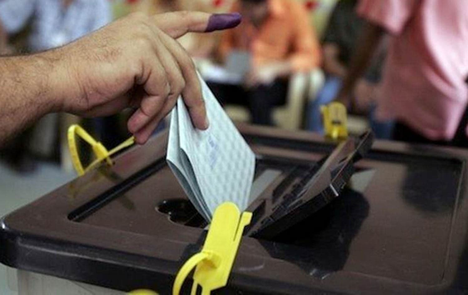 A person casting his vote in the Kurdistan Region's 2009 parliamentary elections. File photo: AFP