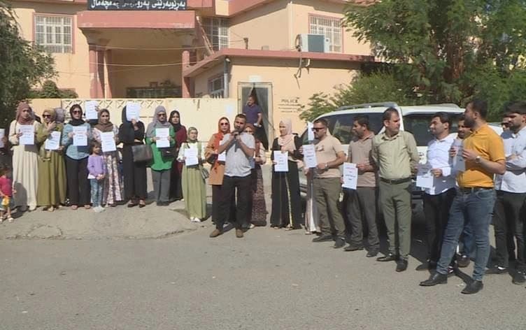 خۆپیشاندانێکی مامۆستایان لە چەمچەماڵ