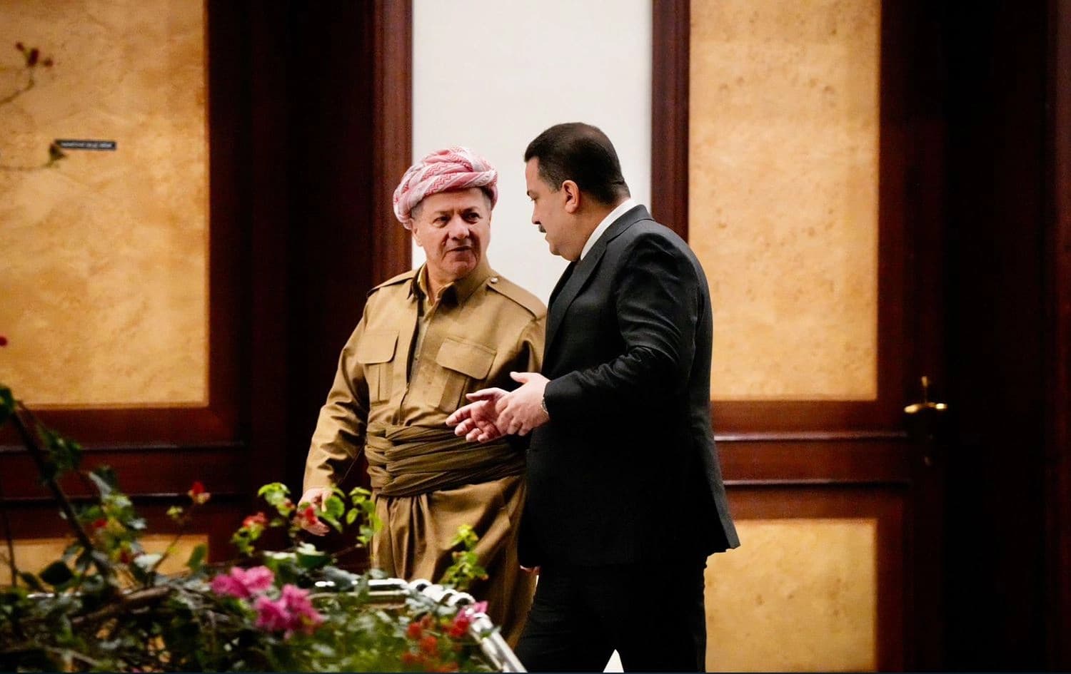 پێشوازیی سەرۆک بارزانی لە محەممەد شیاع سوودانی