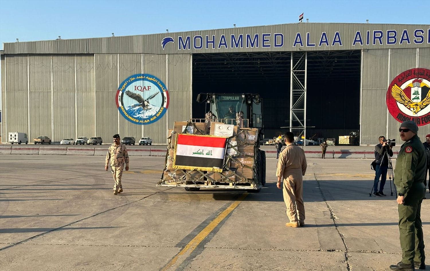 Iraqi humanitarian aid convoy to the Gaza Strip readies to leave for Egypt from Mohammed Alaa airbase in Baghdad on December 5, 2023. Photo: Iraqi defense ministry