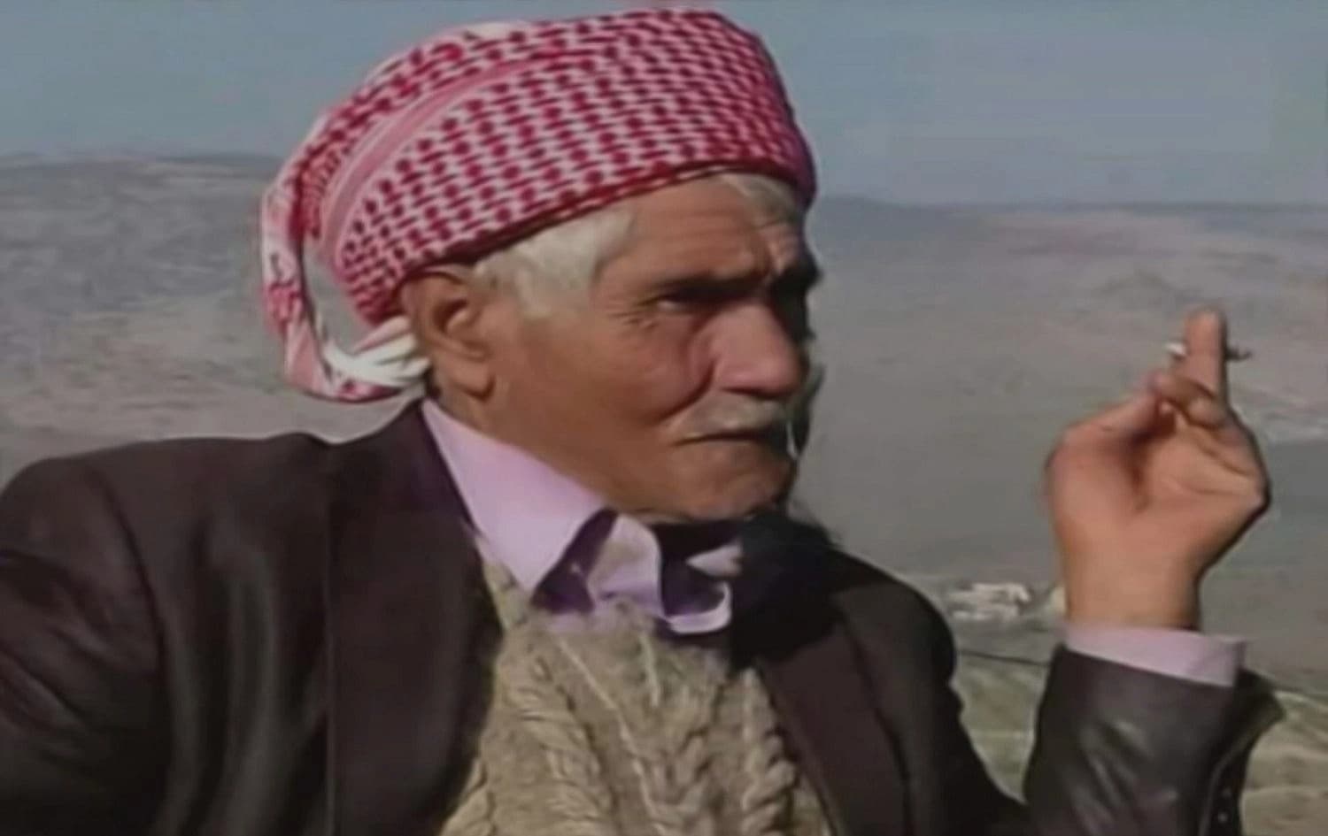 Li Efrînê grûpên çekdar kalemêrekî Kurd girt