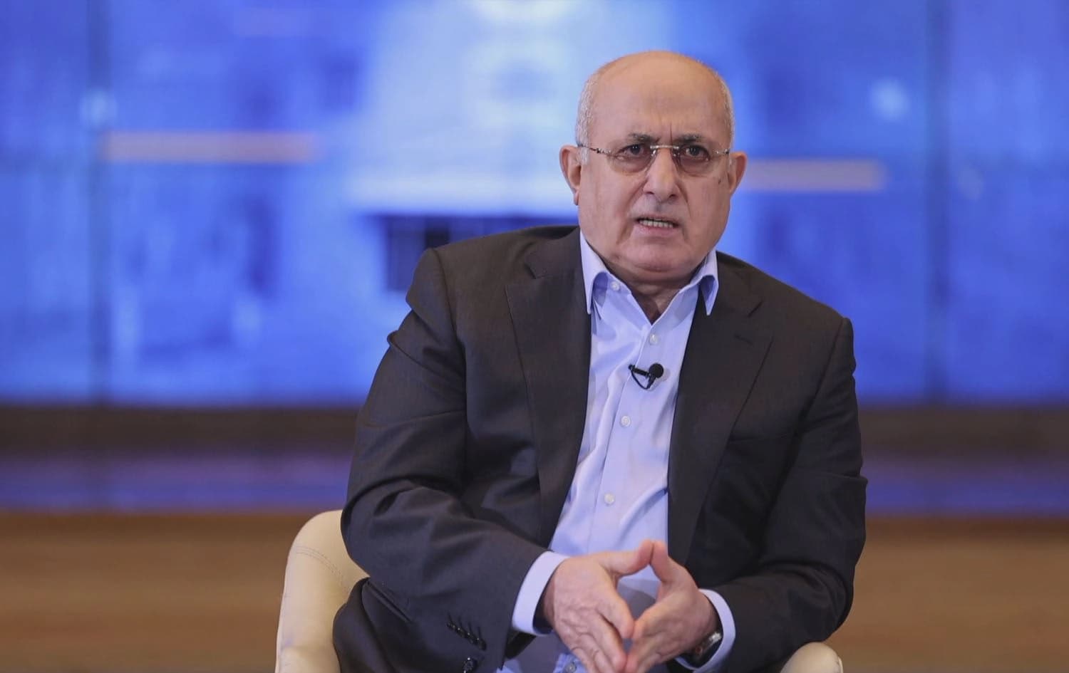 Kurdistan Regional Government’s (KRG) Finance Minister Awat Shekh Janab speaking to journalists on March 23, 2024. Photo: Rudaw