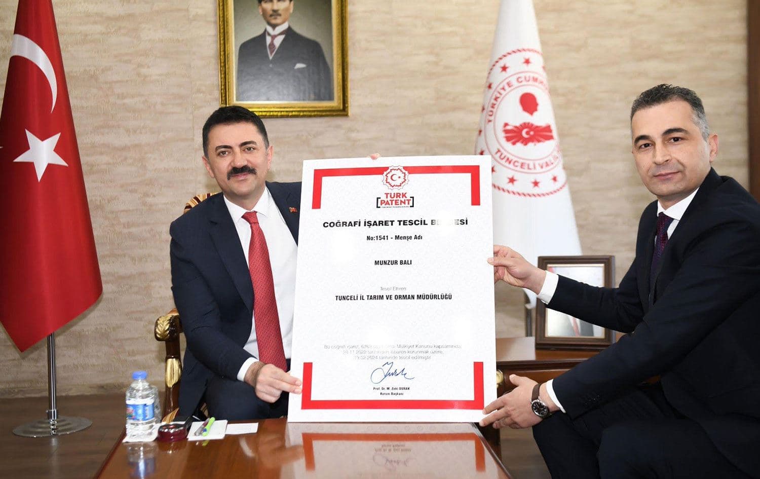 Dersim Valisi Bülent Tekbıyıkoğlu ile Tarım ve Orman İl Müdürü Yavuz Suat Pala
