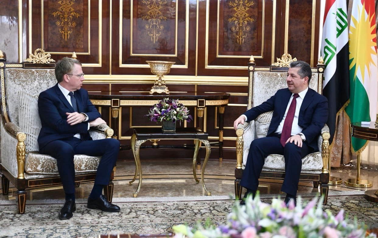 مەسرور بارزانی، سەرۆکی حکومەتی هەرێمی کوردستان پێشوازی لە پاتریک دۆرێل، باڵیۆزی نوێی فەرەنسا لە عێراق کرد