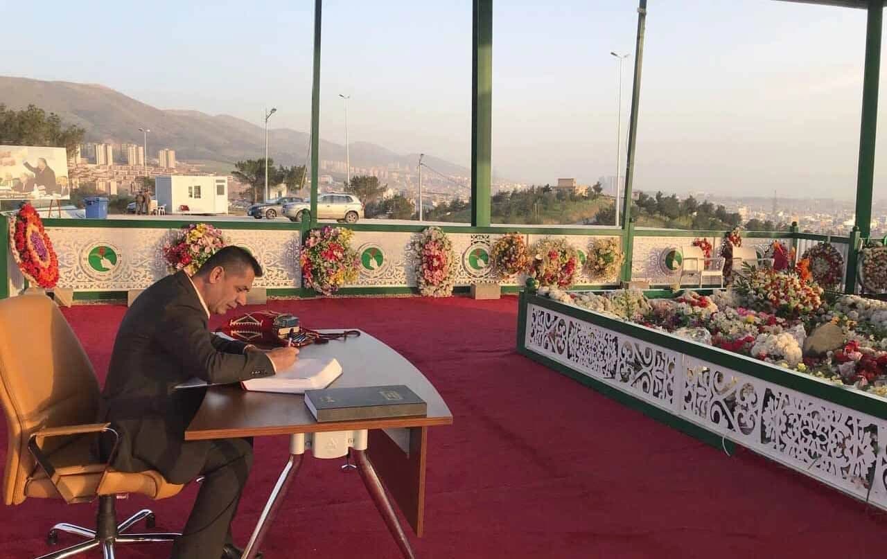 عەتا سەراوی لەسەر گڵکۆی مام جەلال