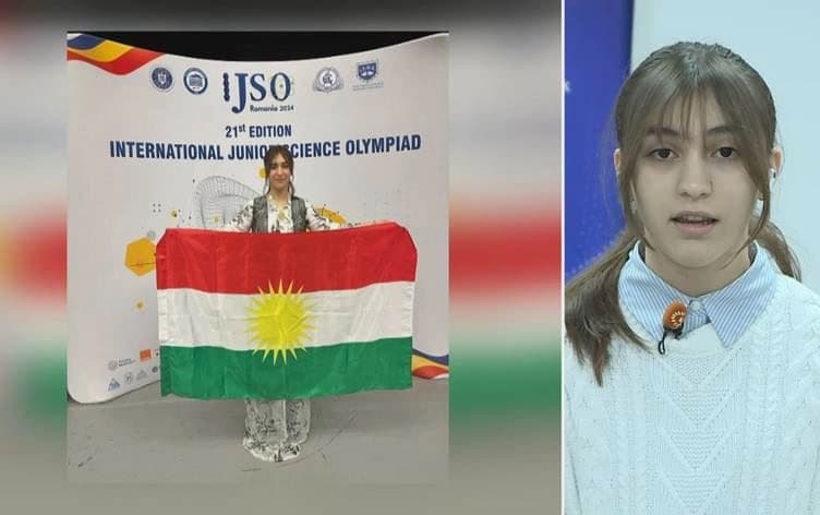 Lida Hamrin, Kürdistan Bayrağı ve milli kıyafetlerle Romanya Parlamentosu'nda. / Foto: Rûdaw