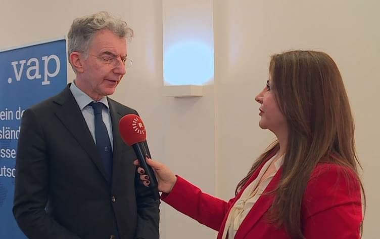 Münih Konferansı Başkanı Christoph Heusgen, Rûdaw muhabiri Ala Şali'nin sorularını yanıtladı. / Foto: Rûdaw