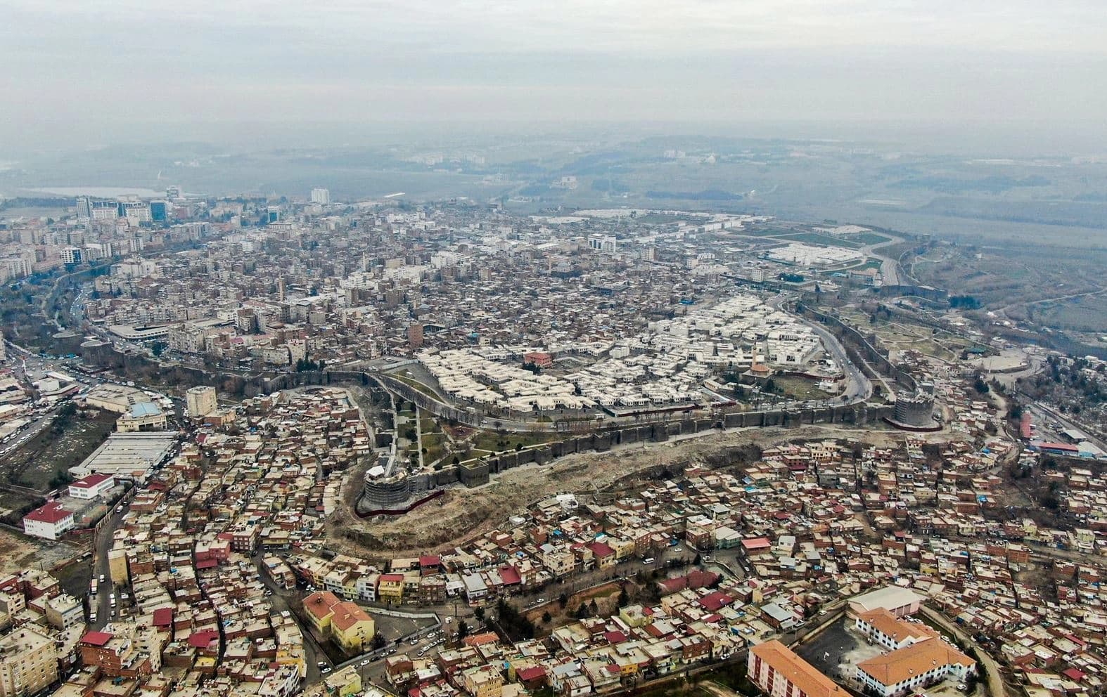 دیمەنێکی ئامەدی باکووری کوردستان