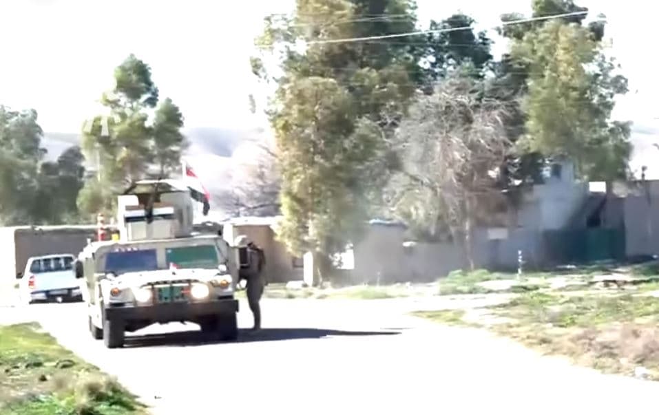 دیمەنی ئۆتۆمبێلی سەربازیی عێراق لە سەرگەڕان