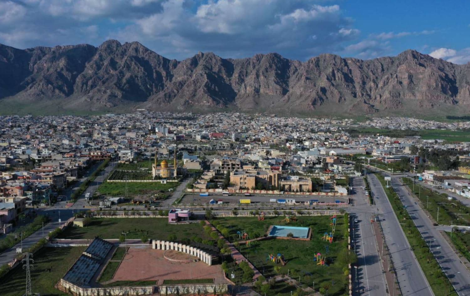 دیمەنێکی رانیە لە ئاسمانەوە.